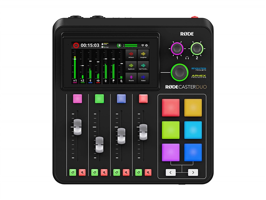 Rode Solo podcasting bundle