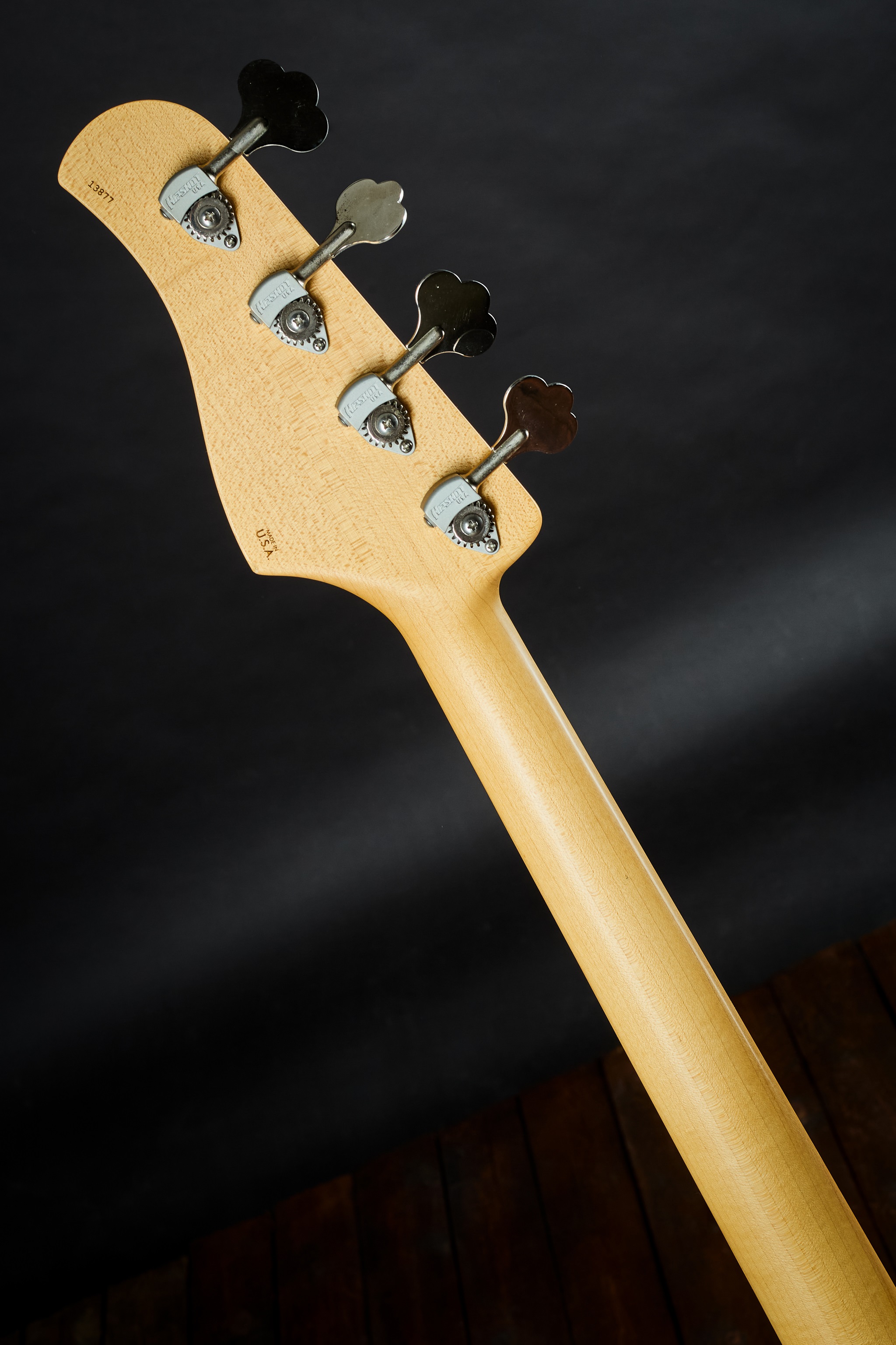 Suhr 2011 Classic J Quilt Maple Top