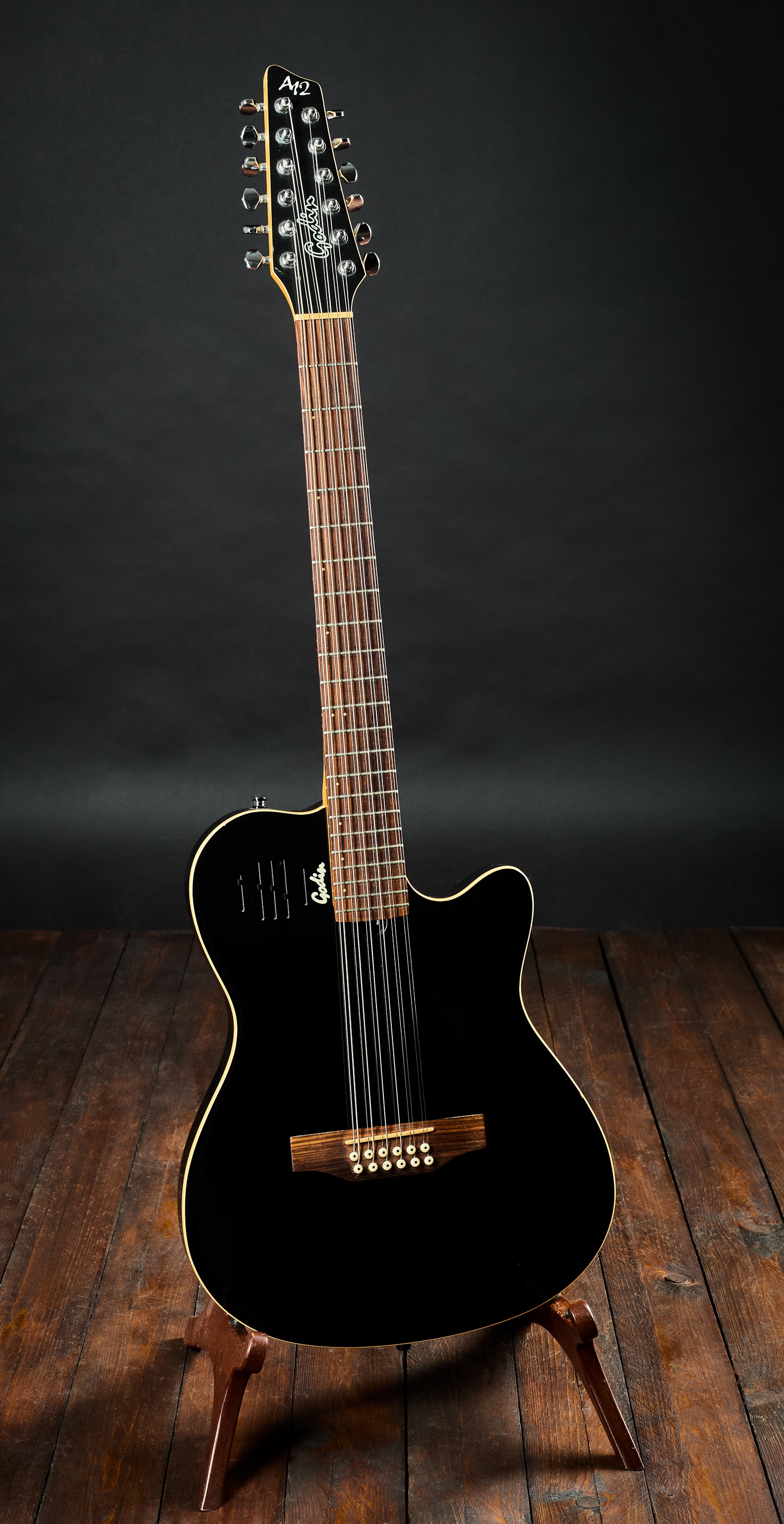 Godin 1999 A12 Black