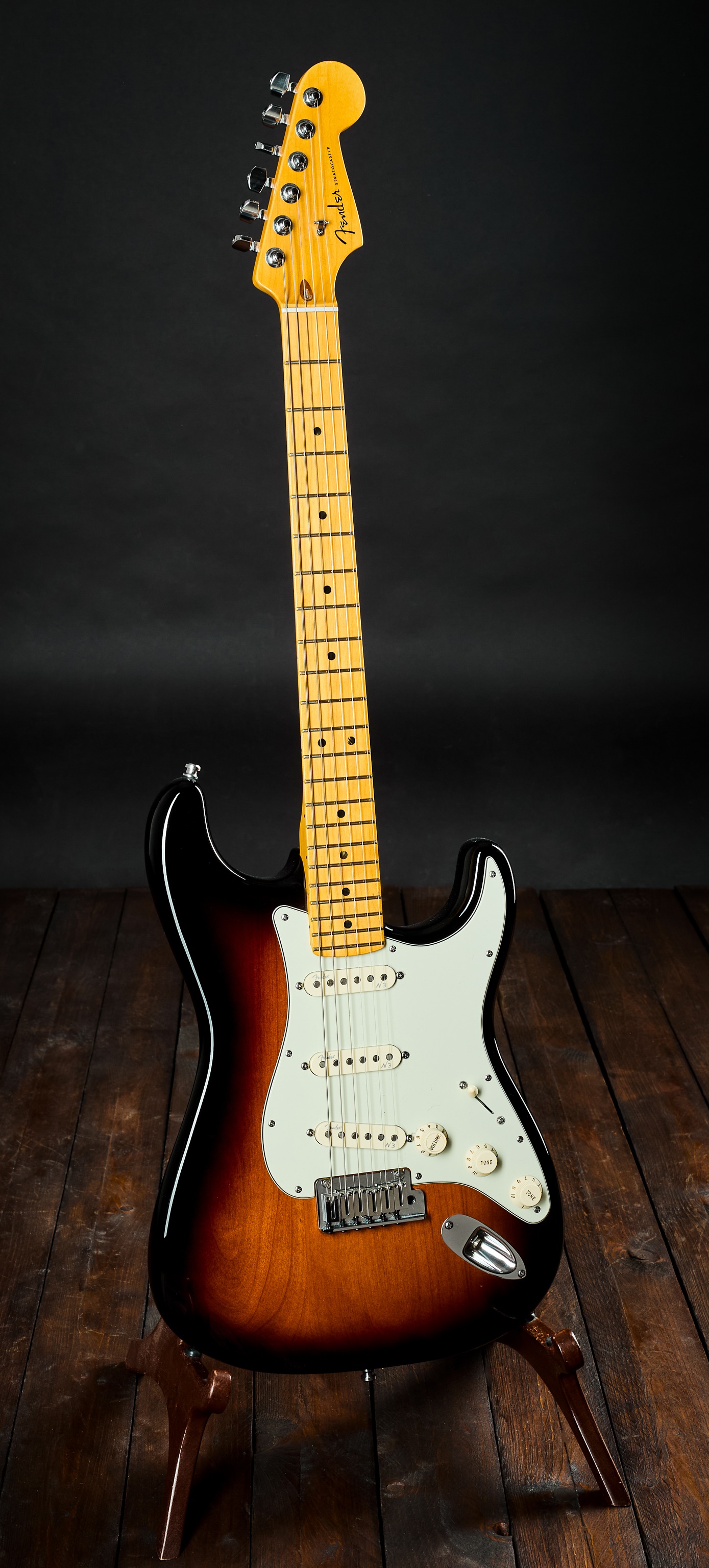 Fender 2015 American Deluxe Stratocaster V Neck