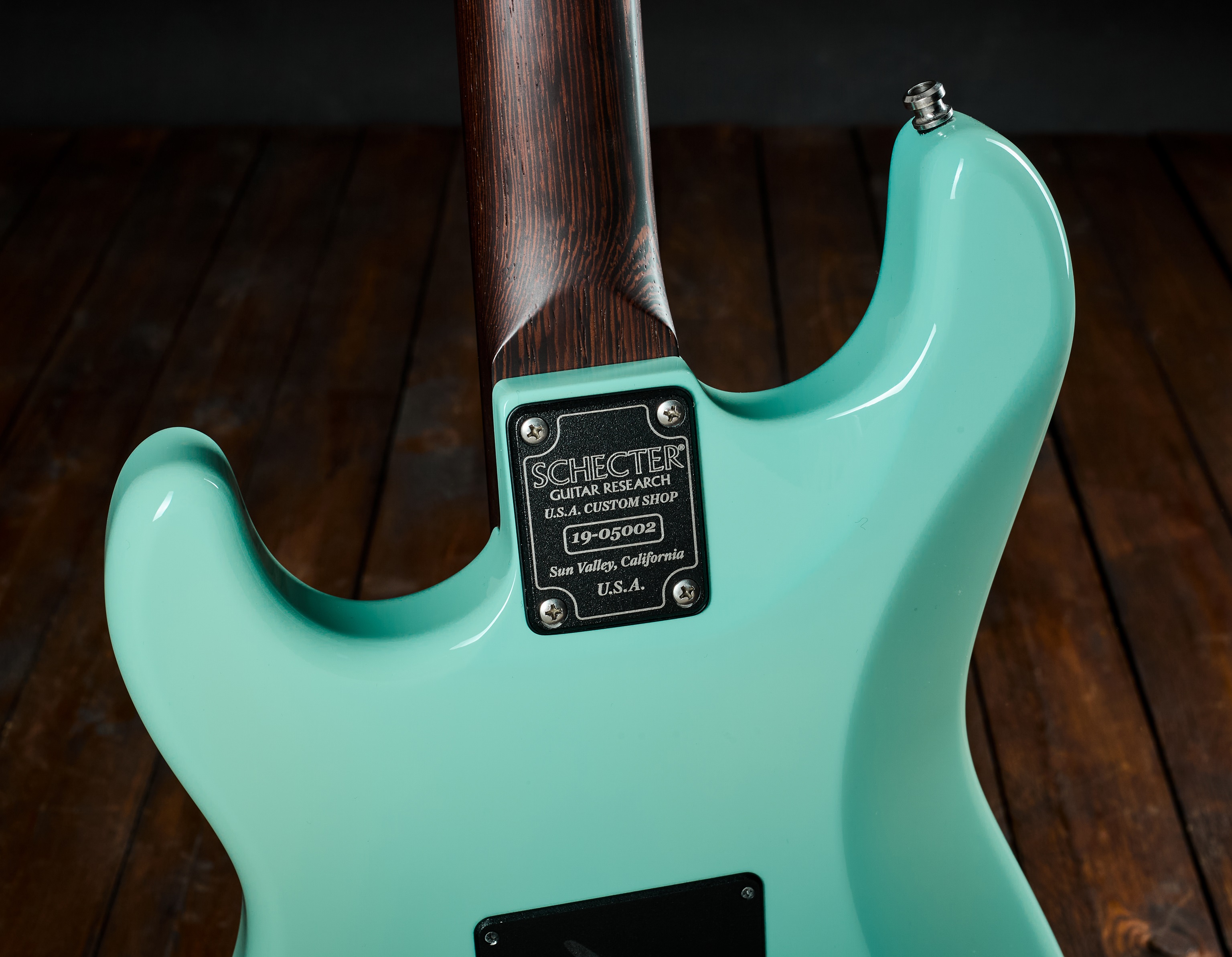 Schecter 2019 Nick Johnston Atomic Green