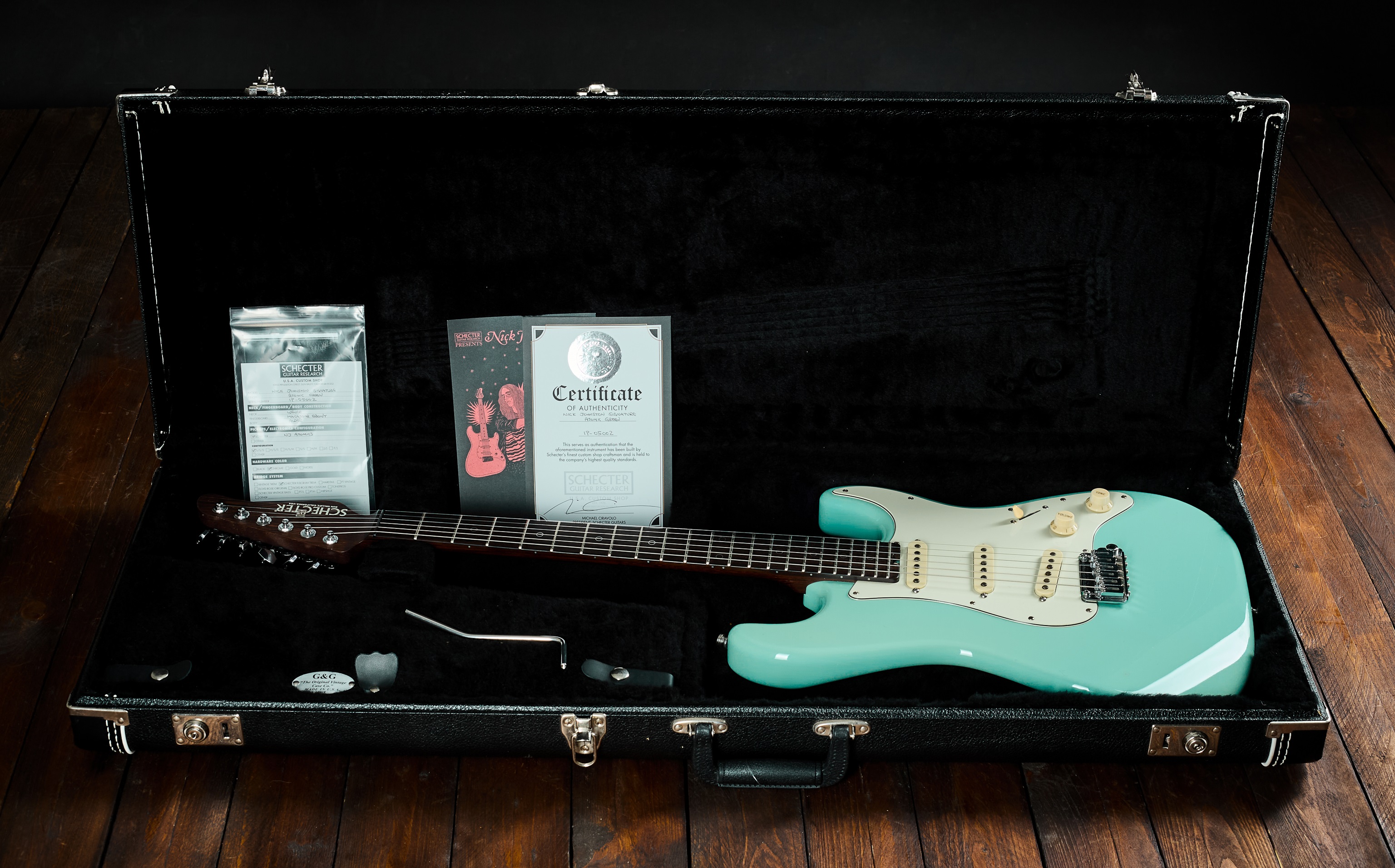 Schecter 2019 Nick Johnston Atomic Green