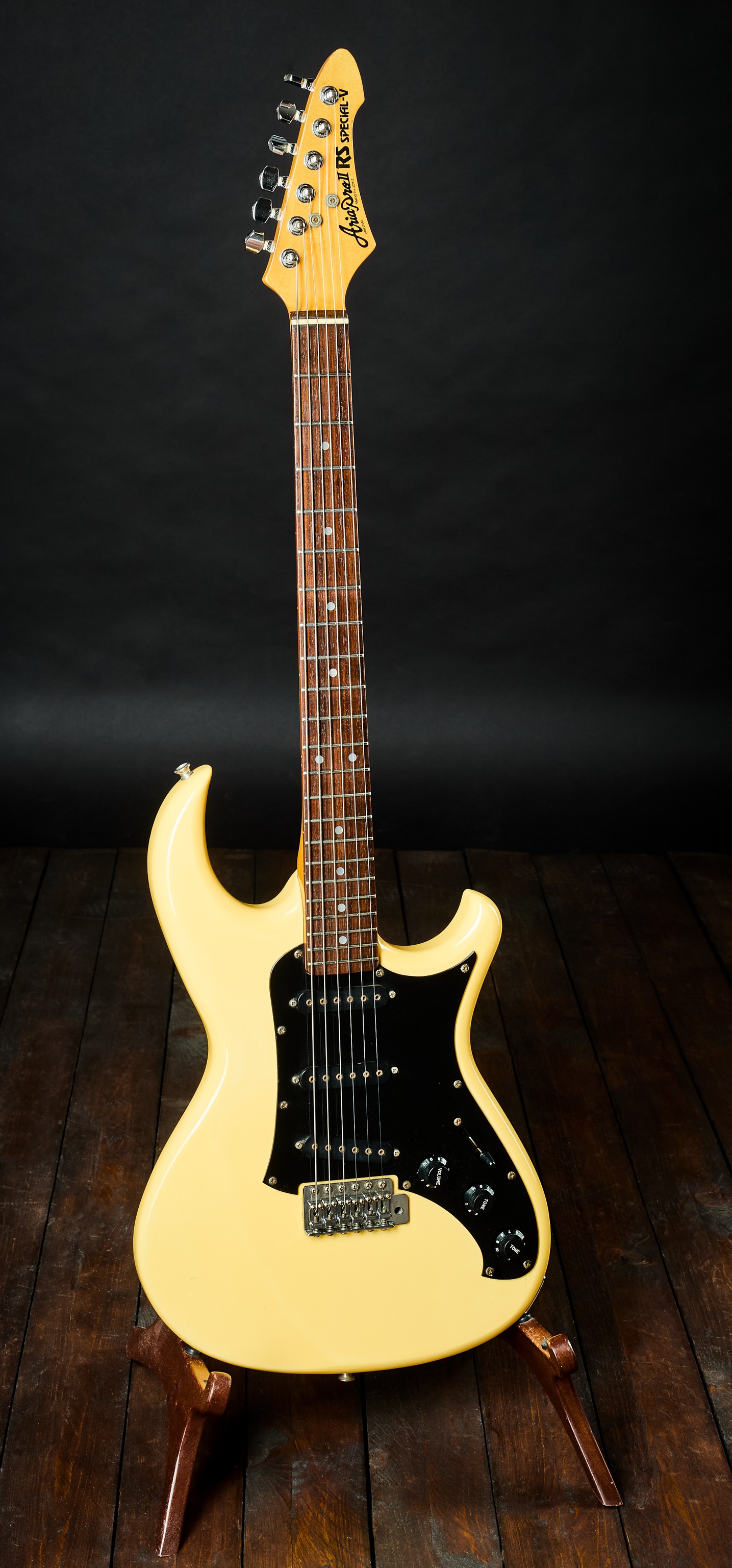 Aria Pro 2 82 rs SPECIAL v