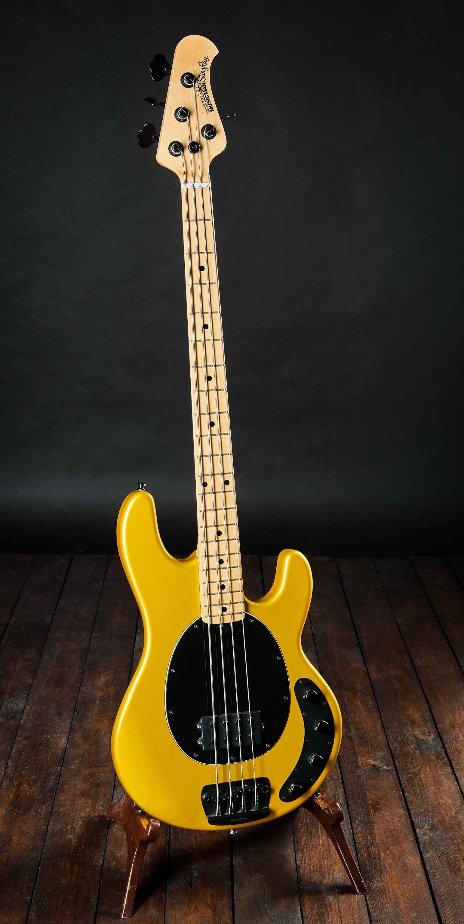 Music Man 2017 Stingray 4 Firemist Gold