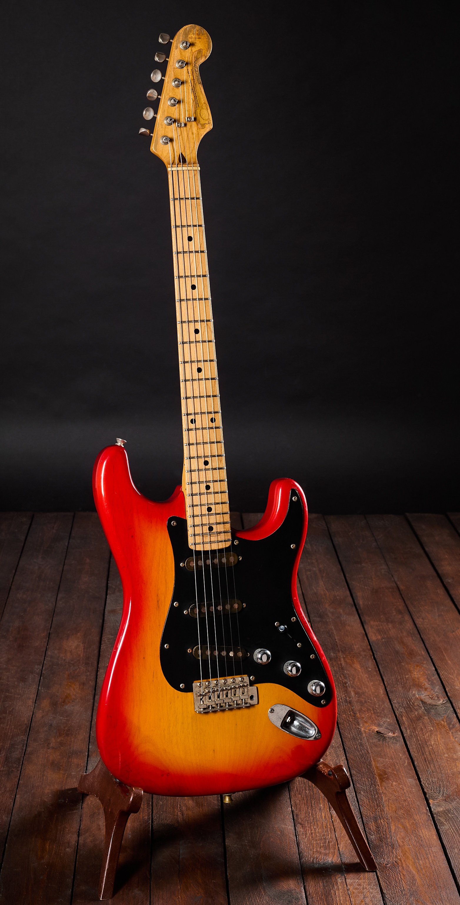Fernandes 1980 FST-65 Cherry Sunburst