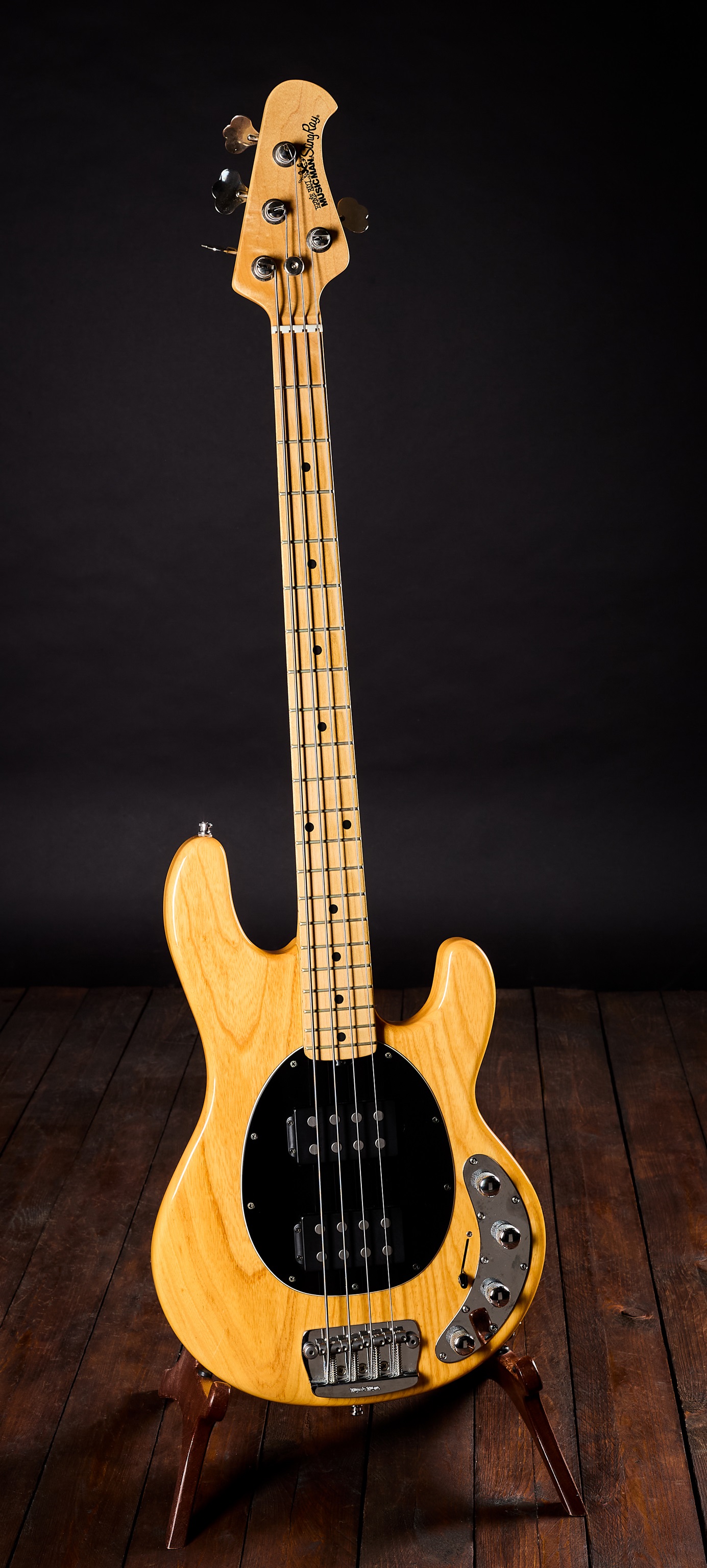 Music Man Stingray HH 4