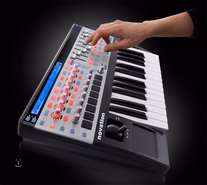 Novation ReMOTE 25 SL MKII - USB/MIDI Keyboard