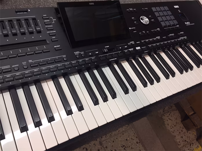 Korg Pa5X - 76 (gebraucht) - Workstation