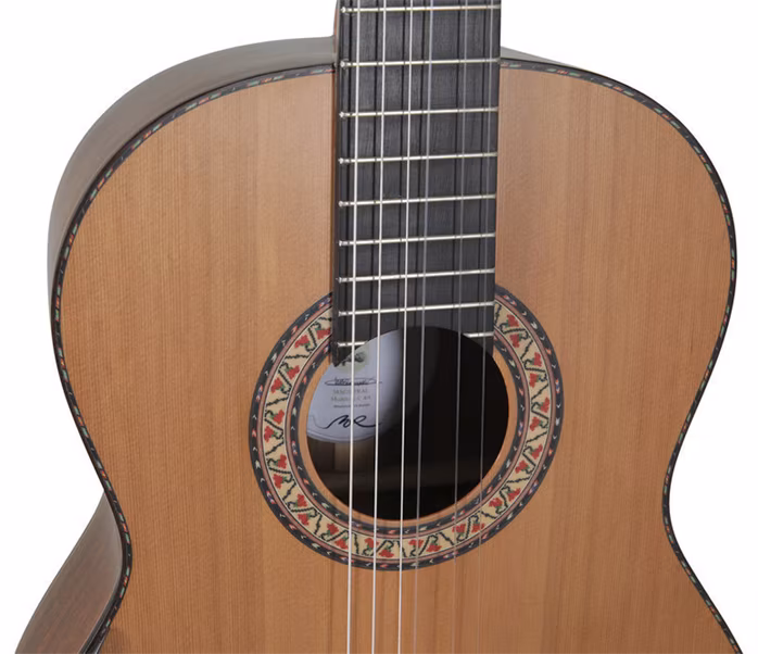 Manuel Rodriguez Magistral Series E Walnut All Solid C - Die klassische Gitarre