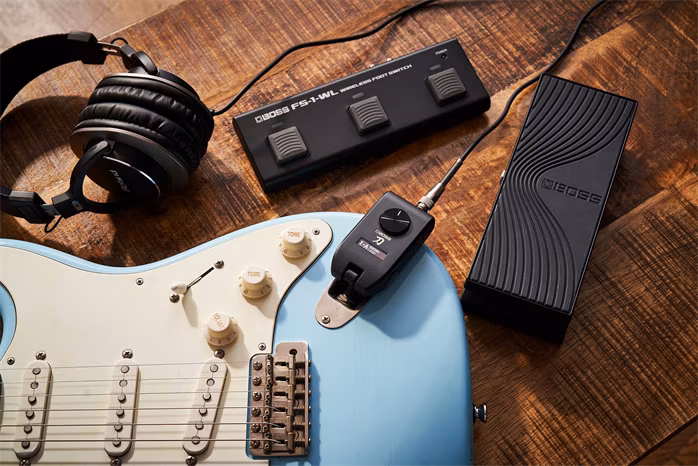 Boss KATANA:GO - Headset-Verstärker für Gitarre