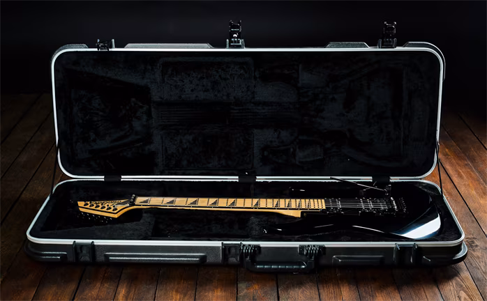 Jackson 2008 Dinky Tremolo MIJ - E-Gitarre