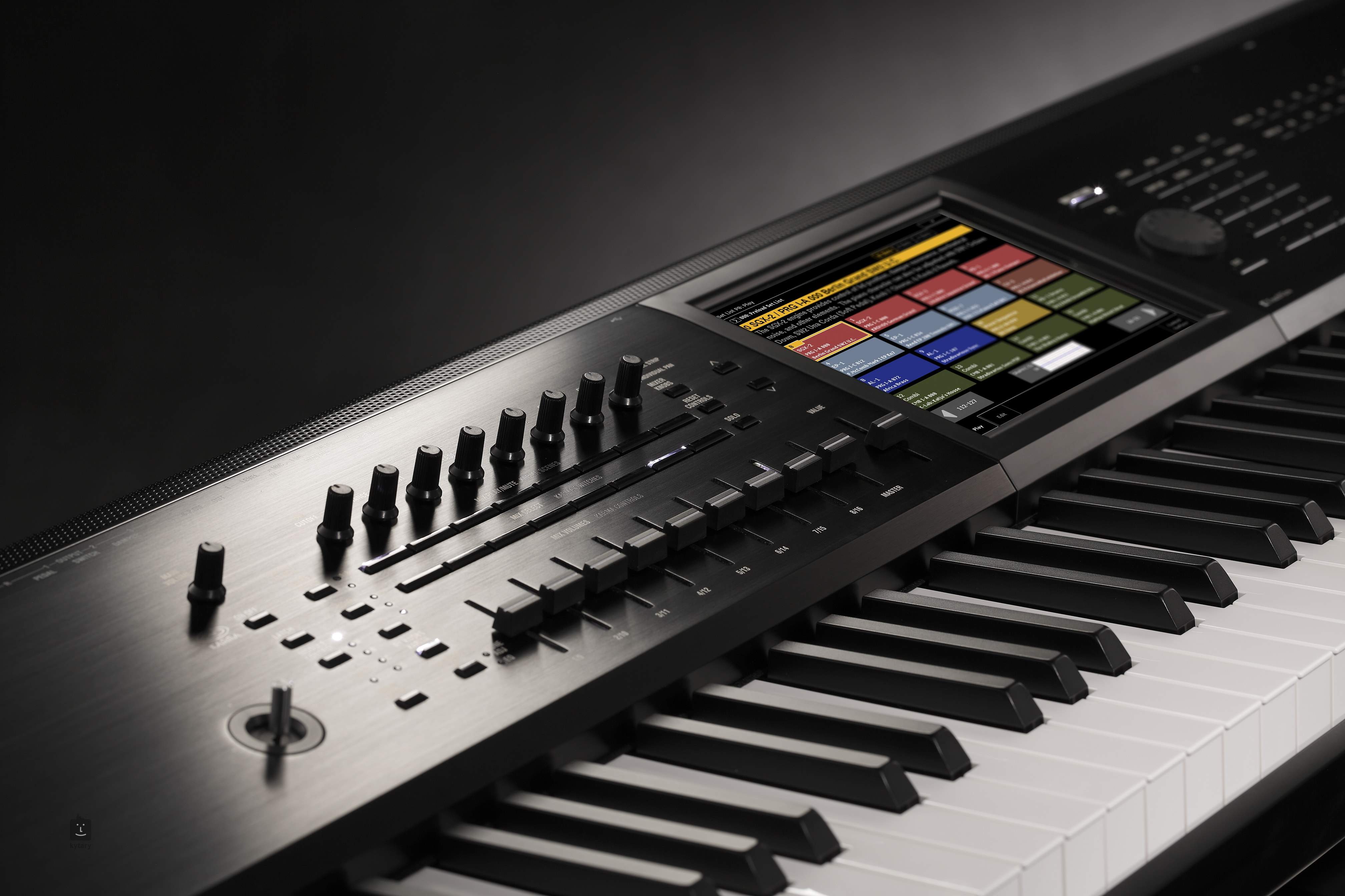 Korg Kronos 61 Workstation