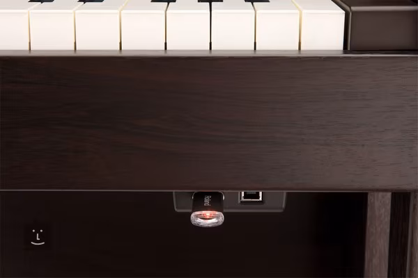 Roland HP-505 RW (vystavený kus) - 