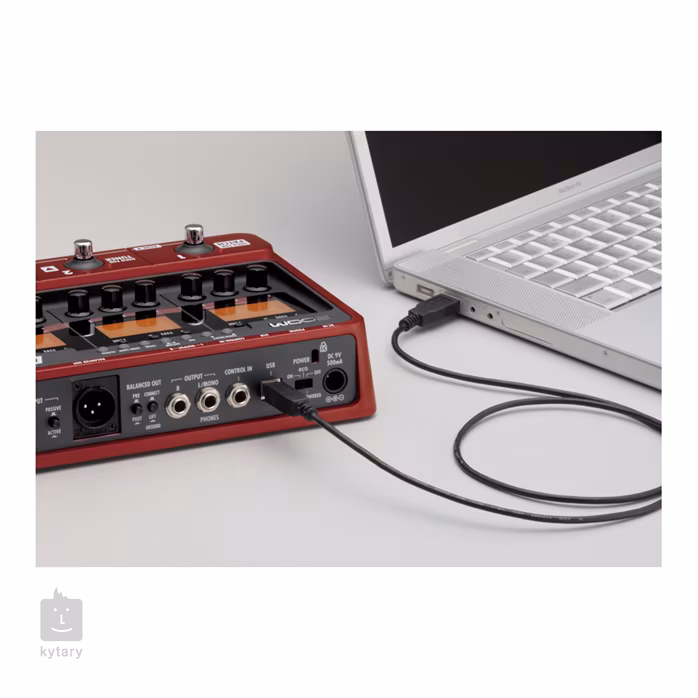 Zoom B3 - Baskytarový multiefekt