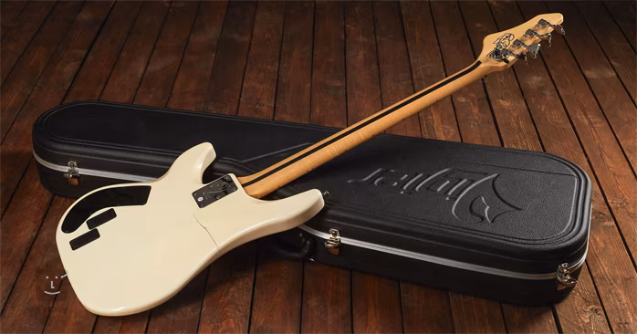 Vigier 2013 Excess Roger Glover Signature - Elektrická baskytara