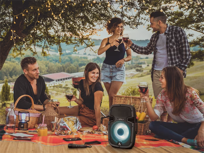 LAMAX PartyBoomBox300 - Bezdrátový přenosný reproduktor