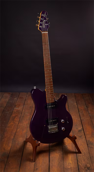 Music Man 2000 Axis Sport MM90 Hardtail - Elektrická kytara