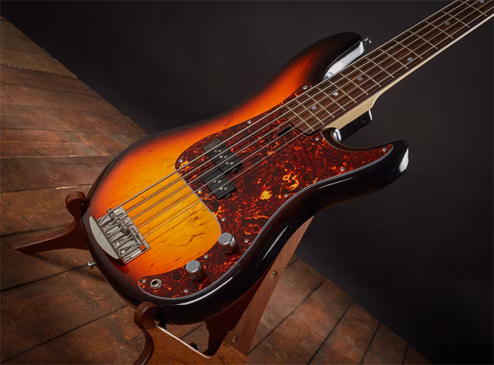 AV Basses 2019 AVBP 5 - Elektrická baskytara