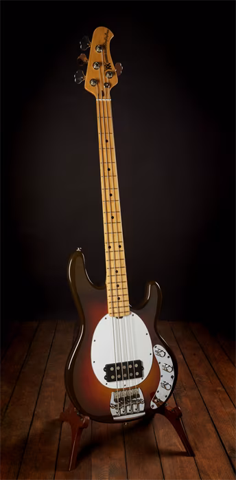 Music Man StingRay "Old Smoothie" 40th Anniversary - Elektrická baskytara