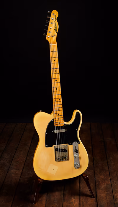 Aria Pro 2 1976 Backaroo Cream Trans - Elektrická kytara