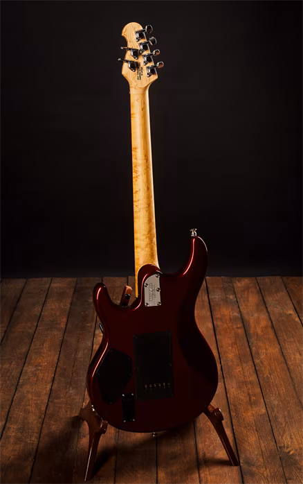Music Man Steve Lukather USA - Elektrická kytara