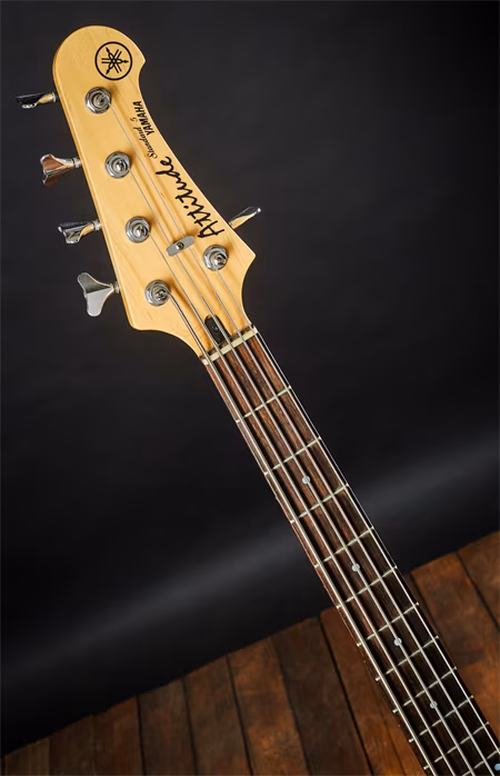 Yamaha Attitude Standard 5 BK - Elektrická baskytara
