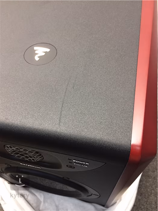 Focal Solo 6 (poškozené) - Aktivní studiový monitor