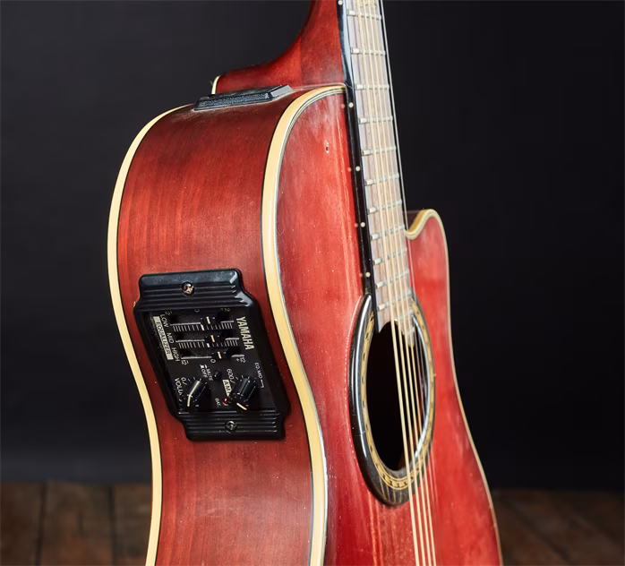 Yamaha 1996 APX 96 LTD "Nebe" - Elektroakustická kytara