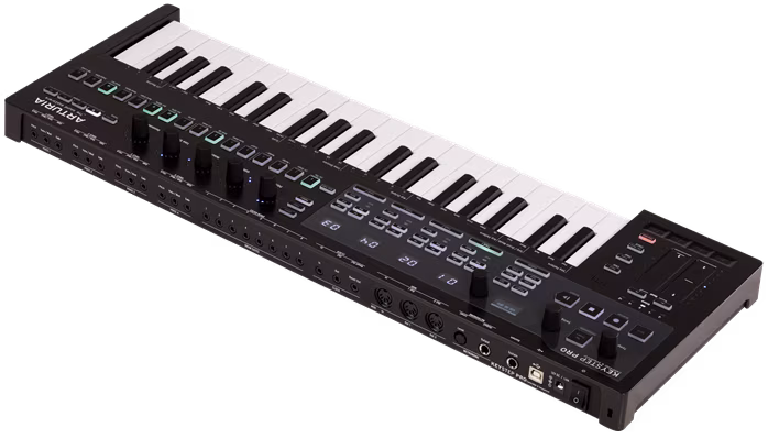 Arturia KeyStep Pro Chroma - USB/MIDI keyboard, sekvencer