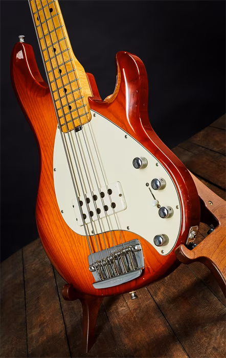 Music Man 1992 Stingray 5 H Sunburst - Elektrická baskytara