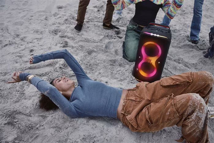 JBL PartyBox CLUB 120 - Bezdrátový přenosný reproduktor