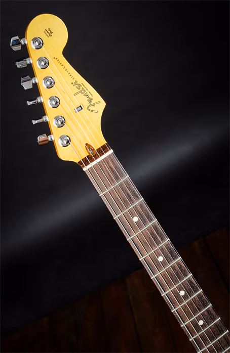 Fender 2020 American Pro II Stratocaster Dark Night - Elektrická kytara