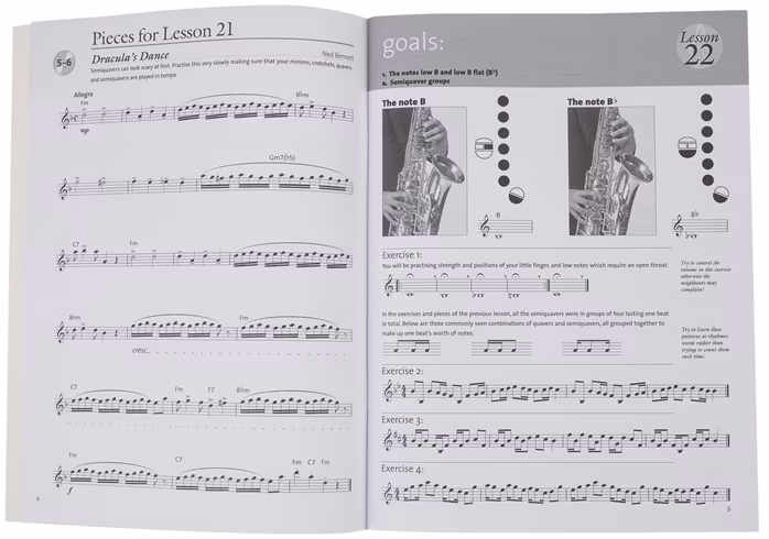 MS A New Tune a Day: Alto Saxophone - Book 2 - Škola hry na saxofon