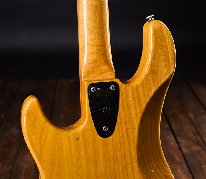 G&L 1984 L-2000 Natural - Elektrická baskytara