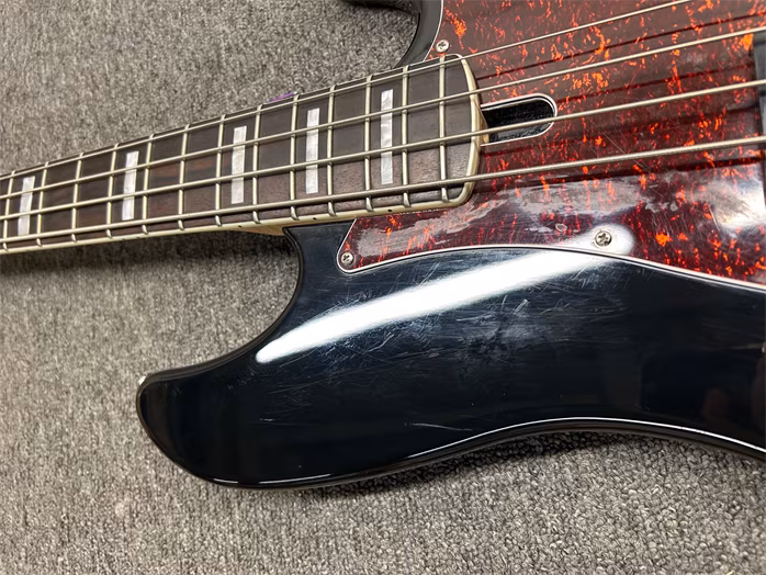 Sire Marcus Miller P7 Alder 4 BK V2 (použité) - Elektrická baskytara