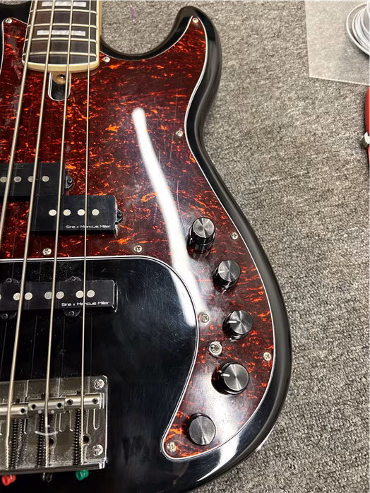 Sire Marcus Miller P7 Alder 4 BK V2 (použité) - Elektrická baskytara