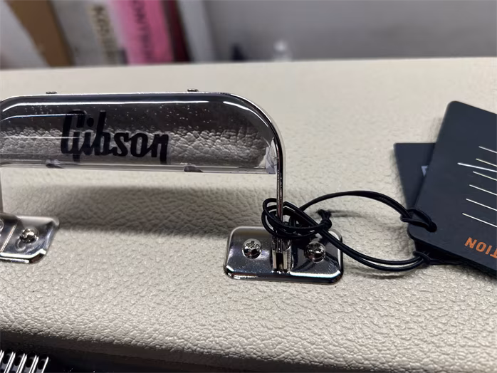 Gibson Falcon 20 1x12 Combo (poškozené) - Kytarové lampové kombo