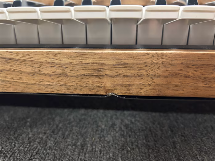 Sequential Prophet 10 Keyboard (poškozené) - Analogový syntezátor