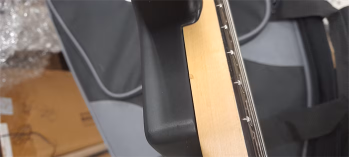 G&L L-2500 Jet Black Frost Pine CR (poškozené) - Elektrická baskytara