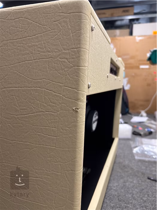 Blackstar Debut 100R 2x12 Combo Cream (poškozené) - Kytarové tranzistorové kombo