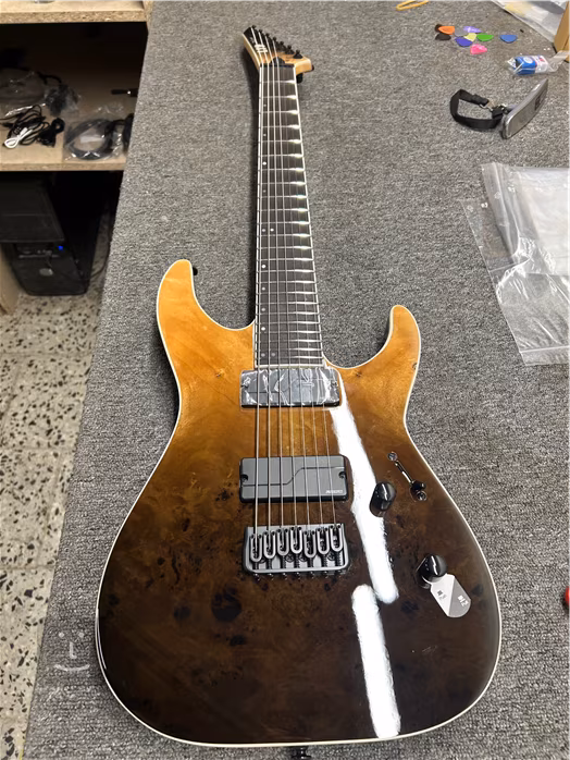 ESP LTD M-1007 HT BPBLKFD (použité) - Elektrická sedmistrunná kytara