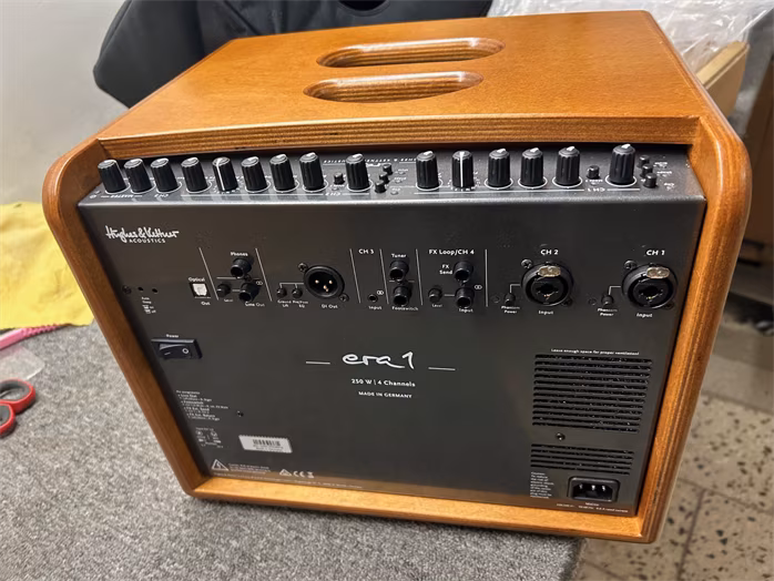 Hughes & Kettner Era 1 Wood (použité) - Kombo pro akustické nástroje