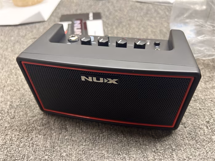 Nux Mighty Air (použité) - Kytarové modelingové kombo