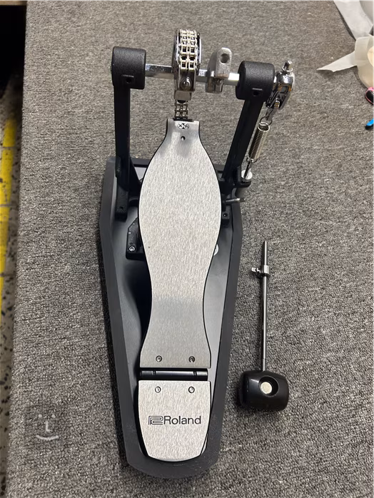 Roland RDH-100 (použité) - Pedál k basovému bubnu