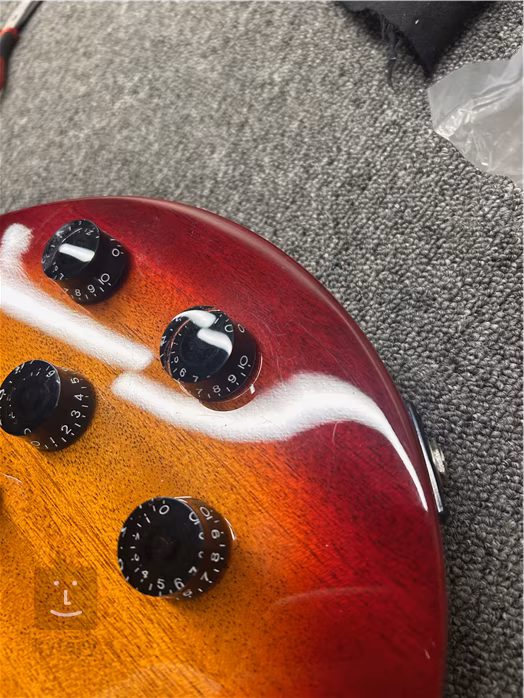 Epiphone Les Paul Tribute Heritage Cherry Sunburst (použité) - Elektrická kytara