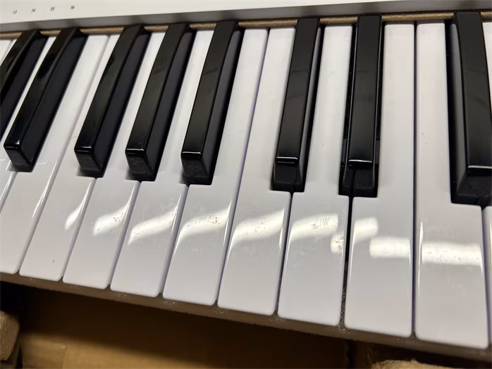 Arturia KeyLab 61 mk3 White (použité) - USB/MIDI keyboard