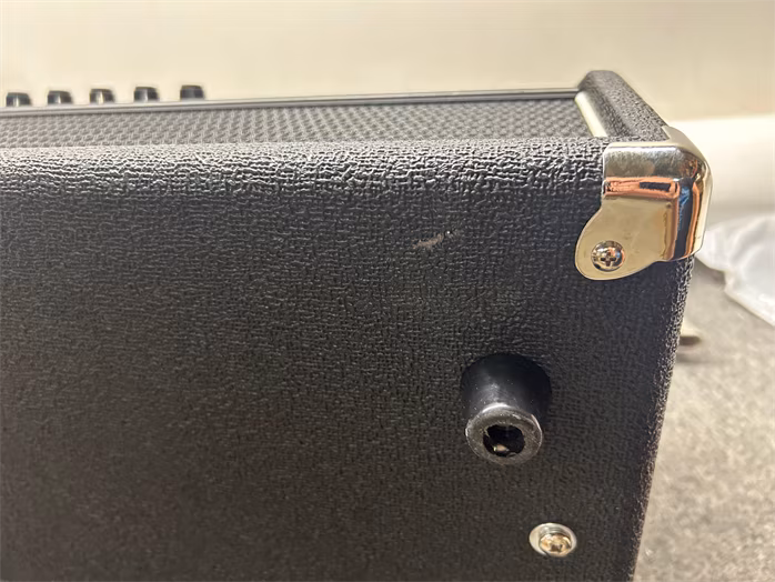 Ampeg SVT-CL (použité) - Baskytarový lampový zesilovač