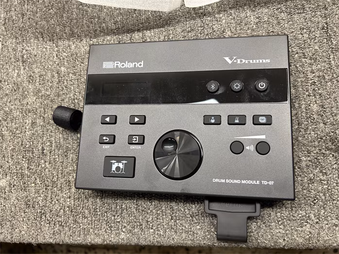 Roland TD-07DMK (použité) - Elektronická bicí souprava