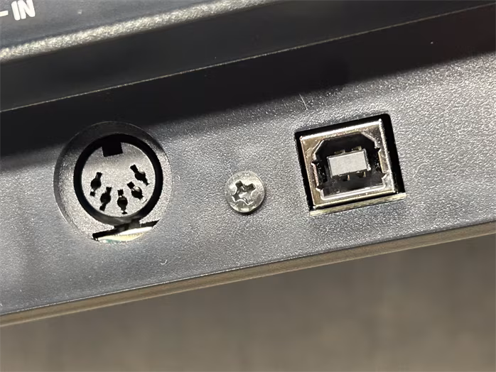 Korg Modwave mkII (použité) - Syntezátor