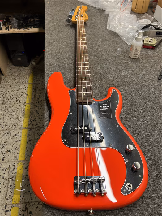 Fender Player II Precision Bass RW CRR (použité) - Elektrická baskytara